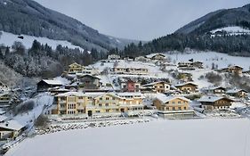Premium Apartment In Piesendorf Near Ski Area